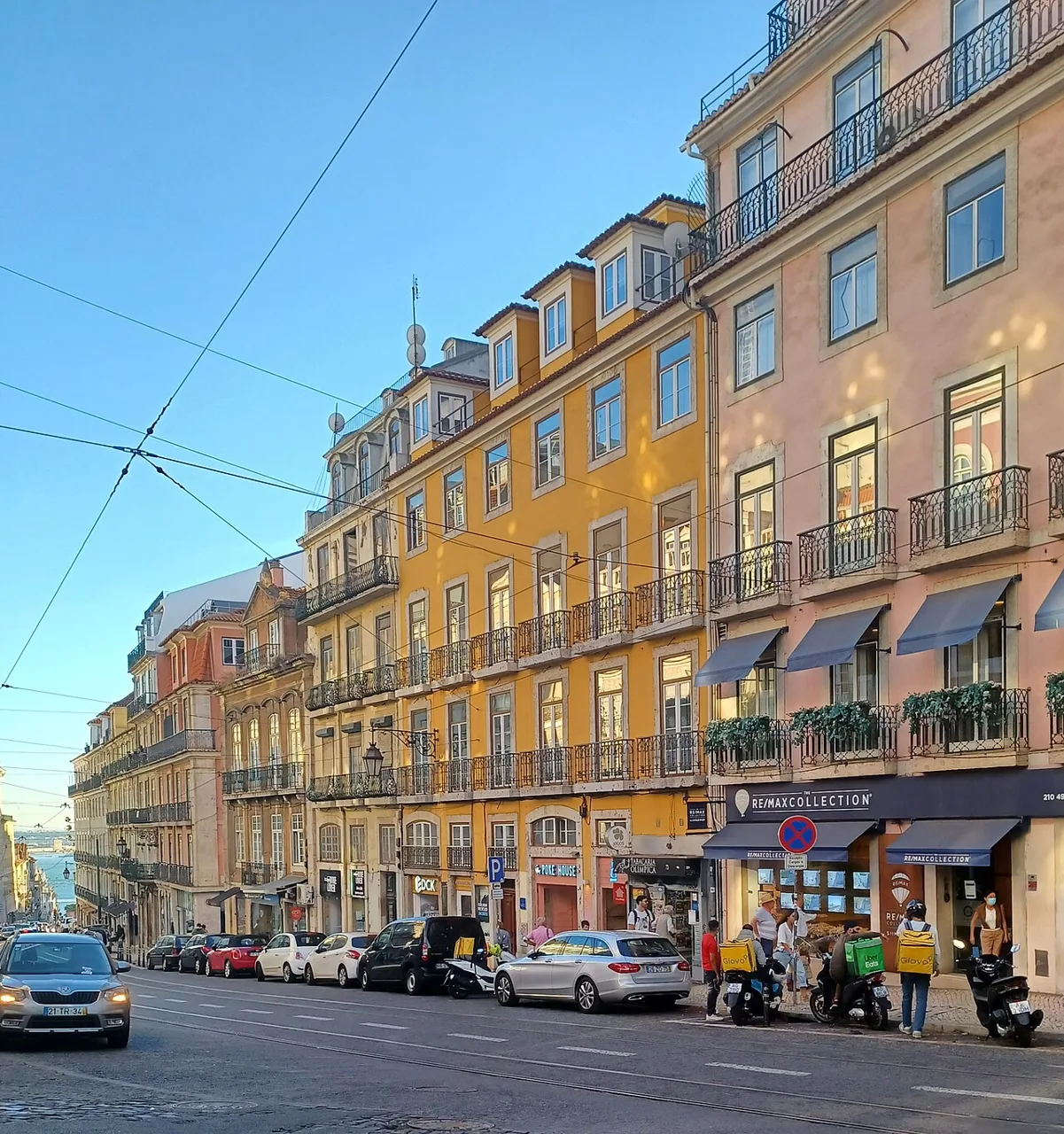 Une rue du Bairro Alto à Lisbonne